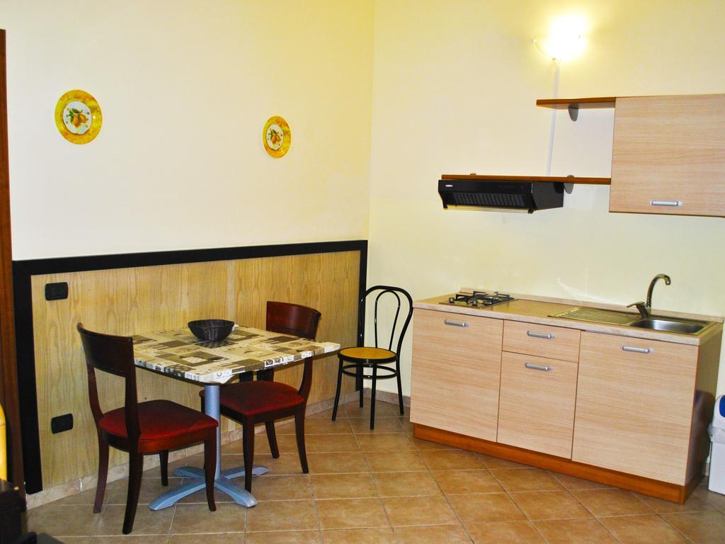 Red Hotel Sant'Elia SantʼAgata di Militello Chambre photo