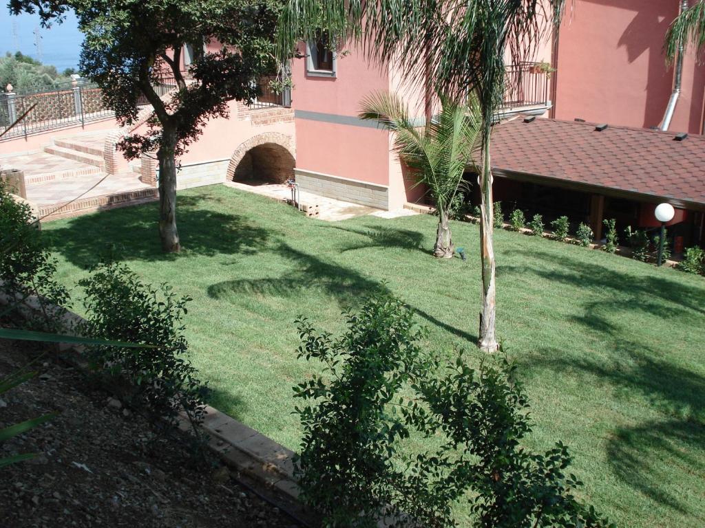 Red Hotel Sant'Elia SantʼAgata di Militello Extérieur photo